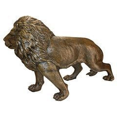 Design Toscano - Guardian Lion Cast Bronze Garden Statue: Right Foot Forward - AS221552